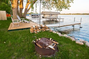 Water's Edge Retreat