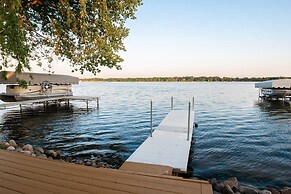 Water's Edge Retreat