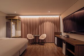 Cloudin Hotel Mokpo Peace Square branch