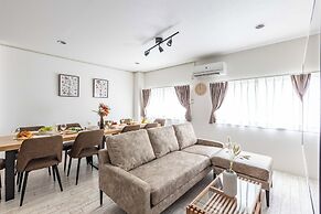 Precious House Nipponbashi