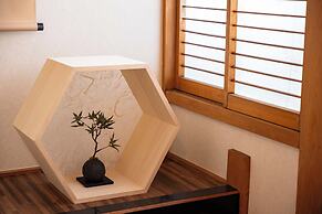 Precious House Nipponbashi