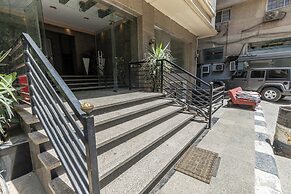 Hibiscus Haven Suite