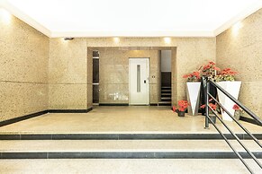 Hibiscus Haven Suite