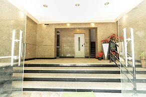 Hibiscus Haven Suite