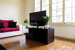 Hibiscus Haven Suite