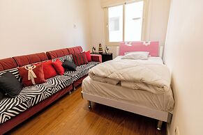Hibiscus Haven Suite