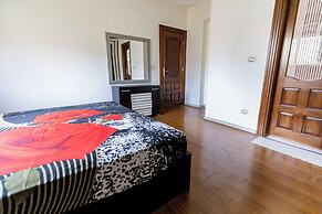 Hibiscus Haven Suite