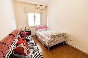 Hibiscus Haven Suite