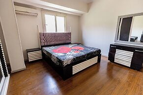 Hibiscus Haven Suite
