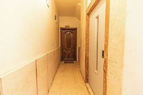Hibiscus Haven Suite