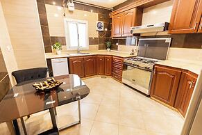Hibiscus Haven Suite