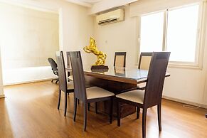 Hibiscus Haven Suite