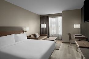 AC Hotel Lansing University Area