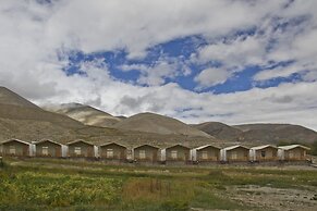 Pangong Retreat Camp