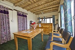 Pangong Retreat Camp