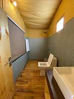 Pangong Retreat Camp