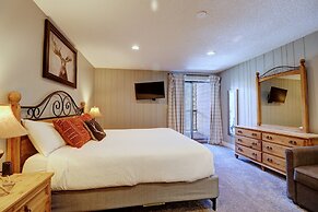 Cm321h Copper Mtn Inn Hotel Room by RedAwning