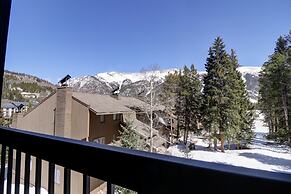 Cm321h Copper Mtn Inn Hotel Room by RedAwning