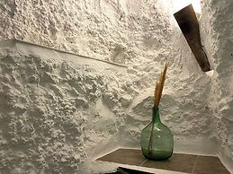 Cuevas El Atochal Orígenes