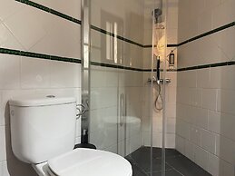 Cuevas El Atochal Orígenes