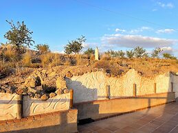 Cuevas El Atochal Orígenes