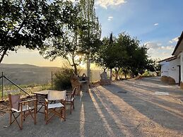 Cuevas El Atochal Orígenes