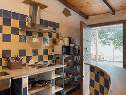 Cuevas El Atochal Orígenes