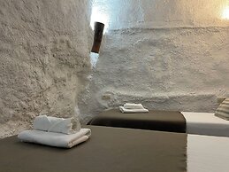 Cuevas El Atochal Orígenes