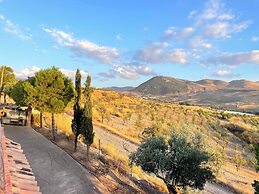 Cuevas El Atochal Orígenes