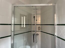 Cuevas El Atochal Orígenes