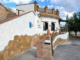 Cuevas El Atochal Orígenes