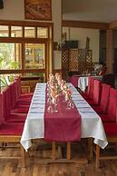 Andasibe Cyperus Hotel