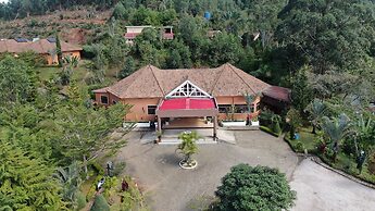 Andasibe Cyperus Hotel