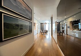 The Platinum Suites KLCC by Veedu Hauz