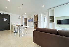 The Platinum Suites KLCC by Veedu Hauz