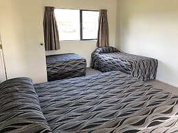 Riverlands Holiday Park