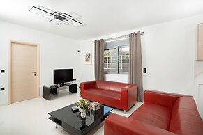MTC-AN Apartment by the sea and Airport