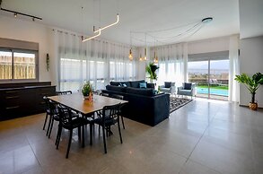 YalaRent Morning Star Garden with Pool