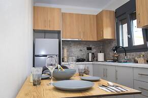 RAFKON Luxury Apartments - Myrina