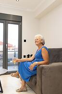 RAFKON Luxury Apartments - Myrina