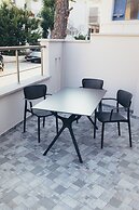 RAFKON Luxury Apartments - Myrina