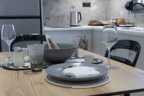 RAFKON Luxury Apartments - Myrina