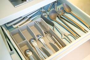 O&O Group- 1BR Azure Resort Pool Beach Netflix