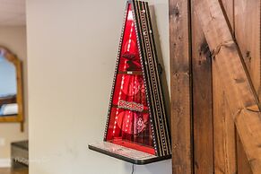 The Rose 5 Bedroom Cabin by RedAwning