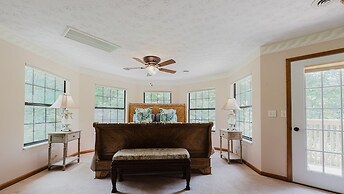 The Rose 5 Bedroom Cabin by RedAwning