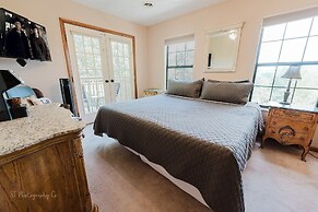 The Rose 5 Bedroom Cabin by RedAwning