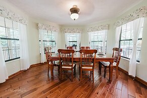 The Rose 5 Bedroom Cabin by RedAwning