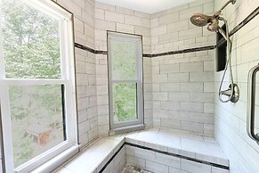 The Rose 5 Bedroom Cabin by RedAwning