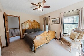 The Rose 5 Bedroom Cabin by RedAwning