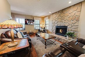 The Rose 5 Bedroom Cabin by RedAwning